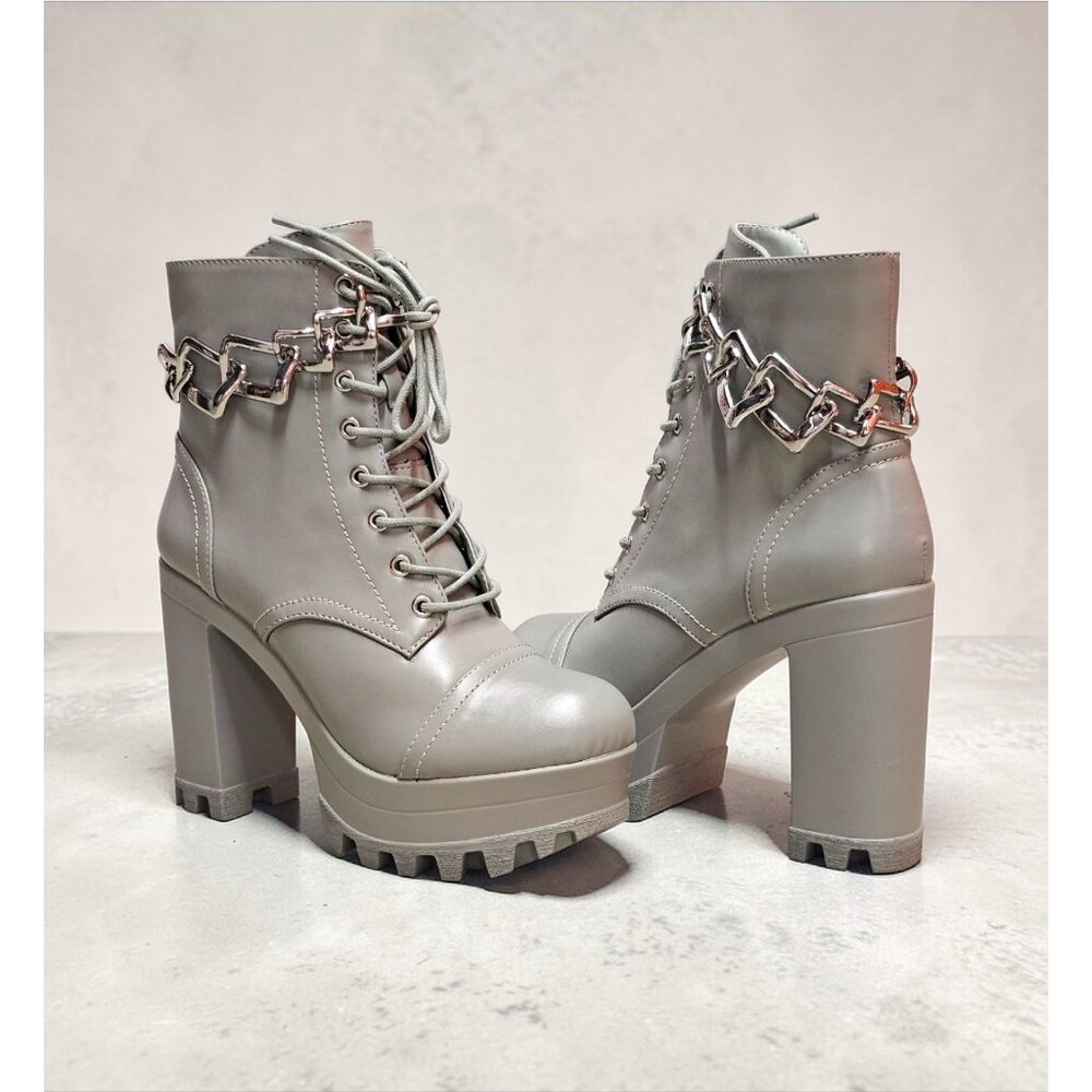 Chunky Platform Lace-Up Ankle Boots With Chain Detail In Light Olive Faux Leathe